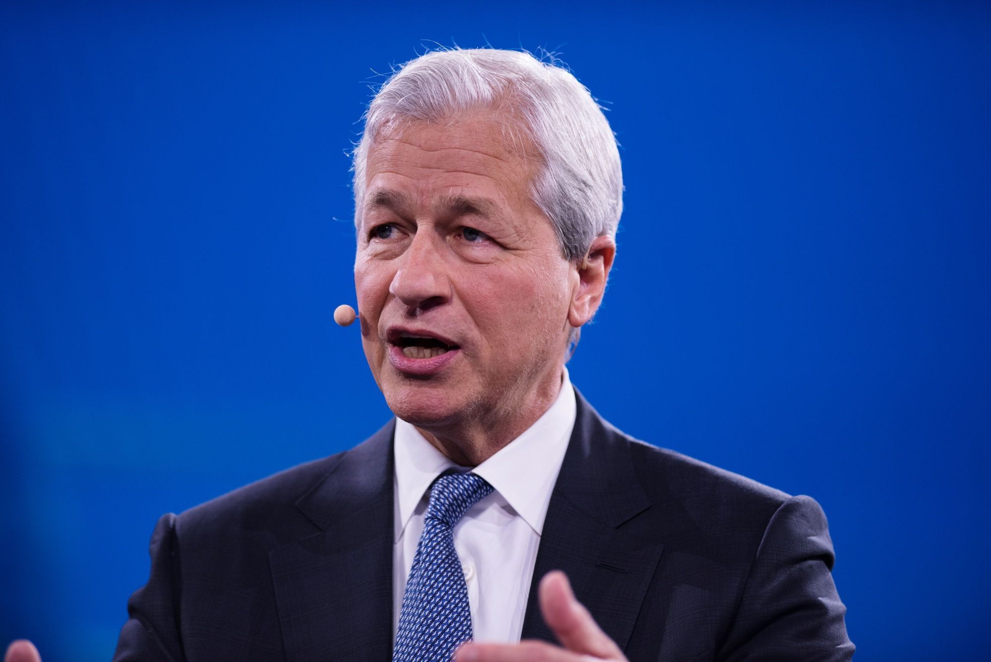 Jamie Dimon Sees Long-Term Damage if People Don’t Get Back to Work
