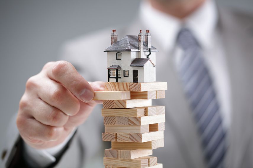 Investors Embracing Riskier Real Estate to Improve Returns