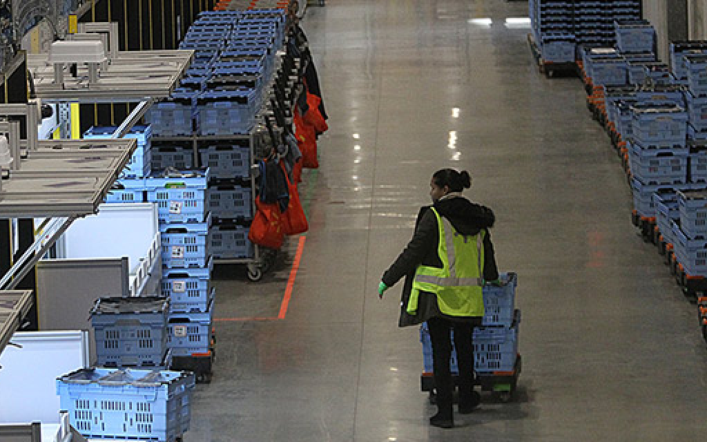 Smart Warehouses Spread to New Markets