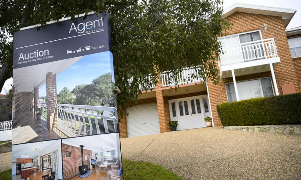 Australia’s house prices fall for first time since September 2020