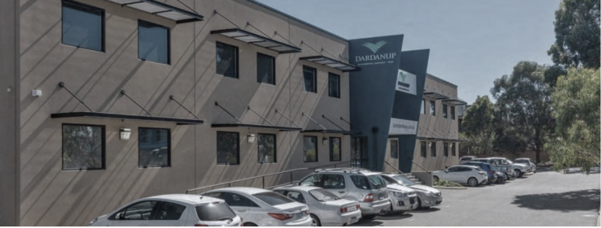 Vantage Point | A quarterly periodical brought to you by RealVantage | October 2025