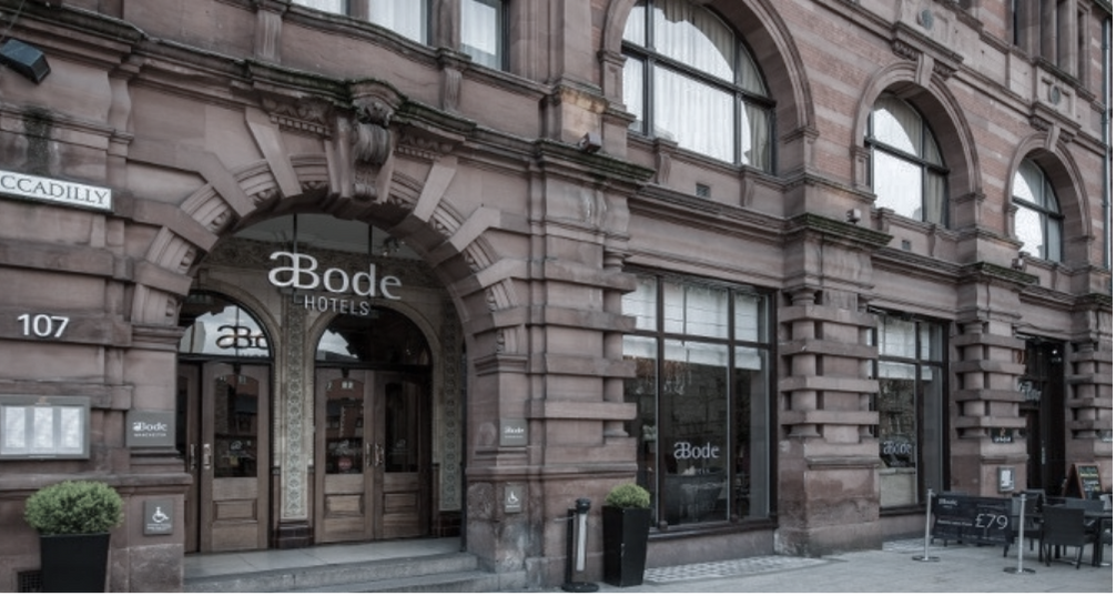 Vantage Point | A quarterly periodical brought to you by RealVantage | October 2025